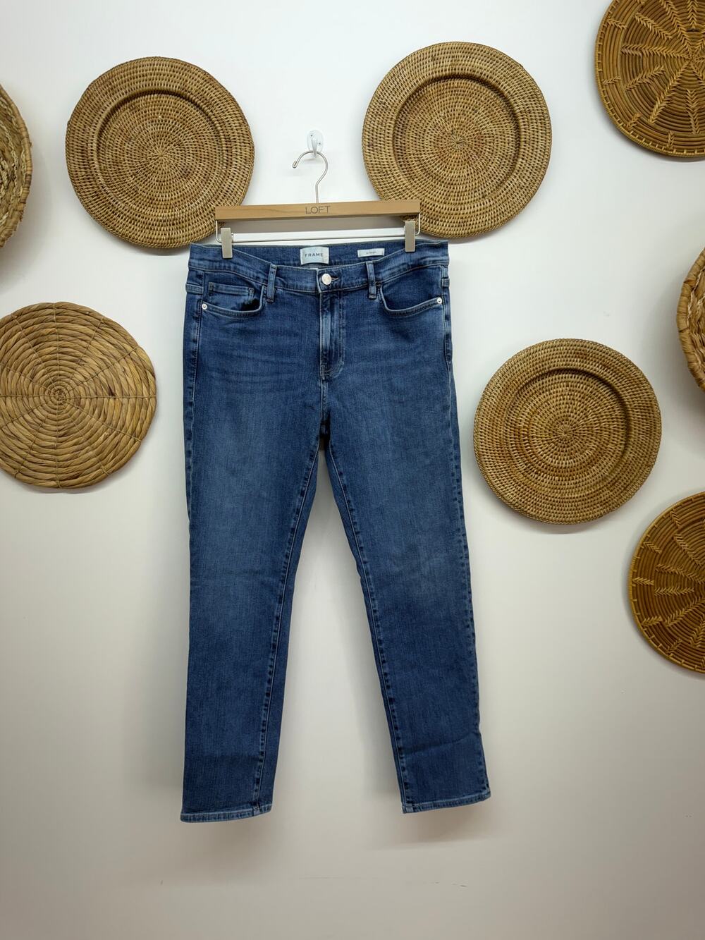 $228 FRAME Le Garcon Jeans 31
